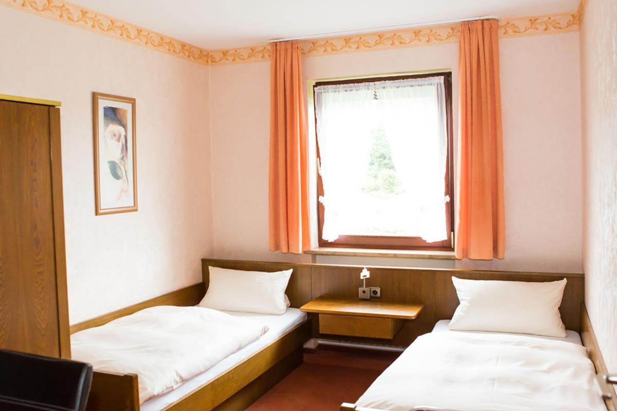 Gaestehaus Loehnert Gmbh Coburg Buitenkant foto