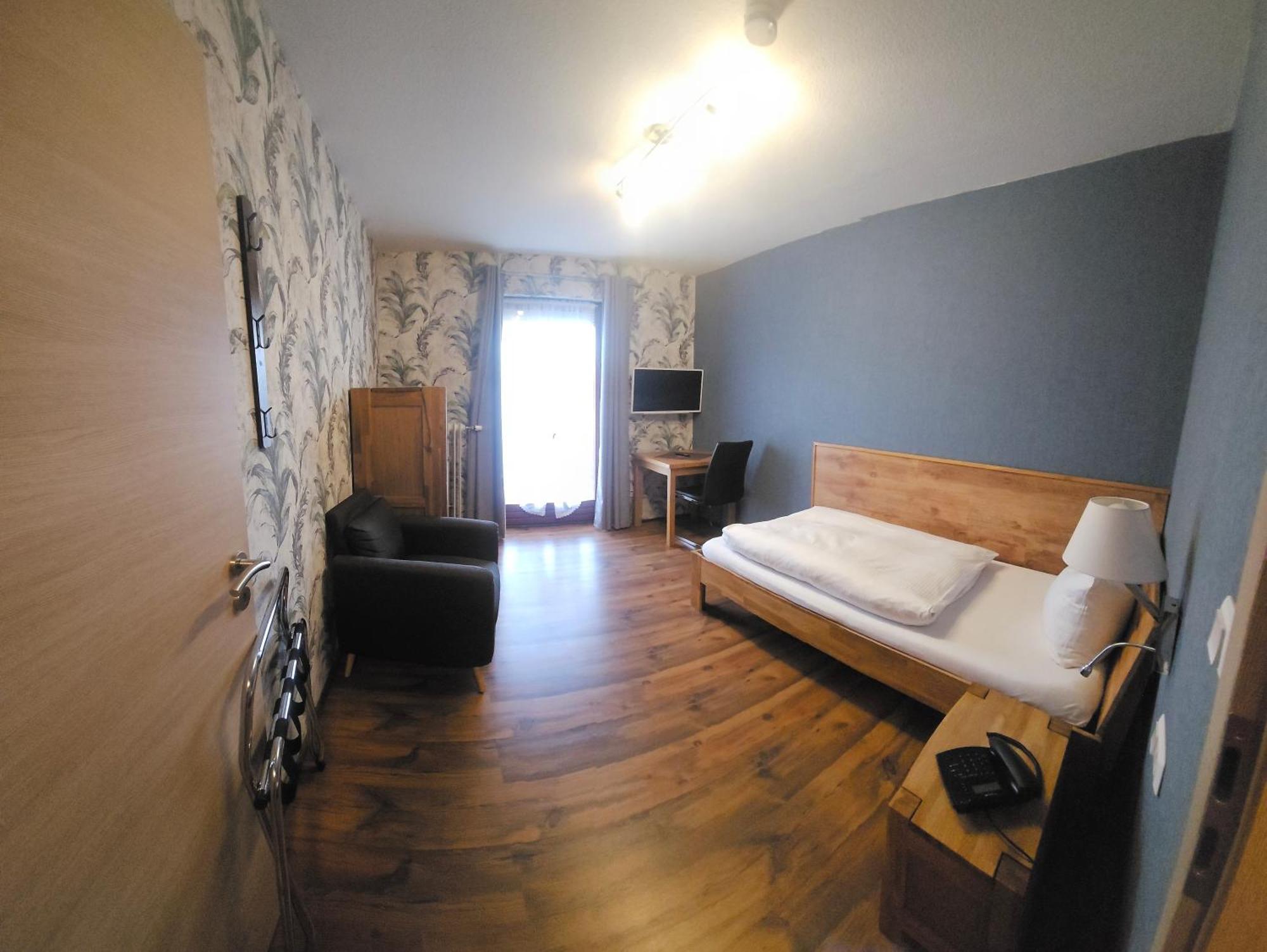 Gaestehaus Loehnert Gmbh Coburg Buitenkant foto
